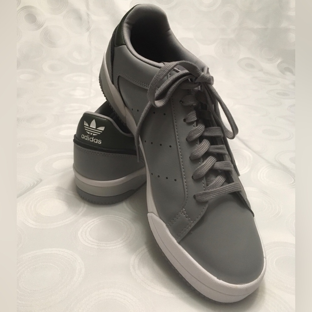Adidas Men's Advantage
